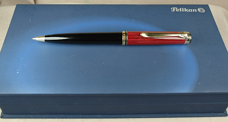 Pre-Owned Pens: 5852: Pelikan: Souveran K800
